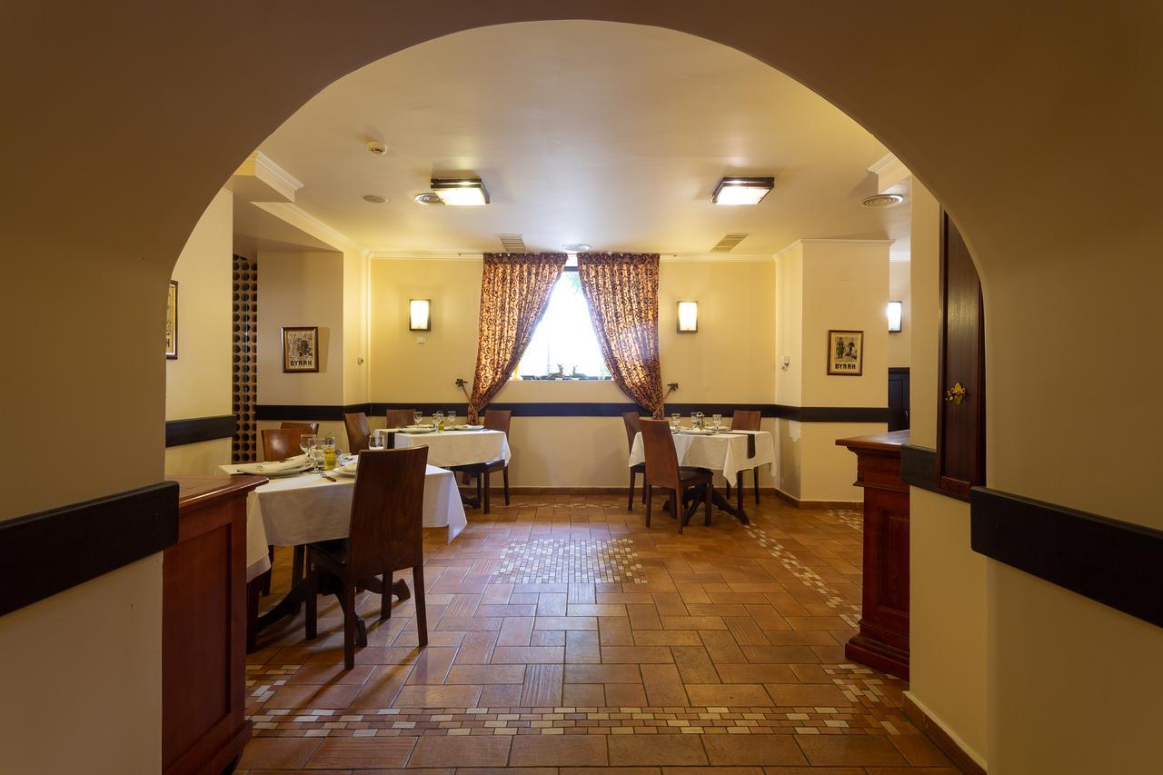 Casa Danielescu Otel Târgu Jiu Dış mekan fotoğraf