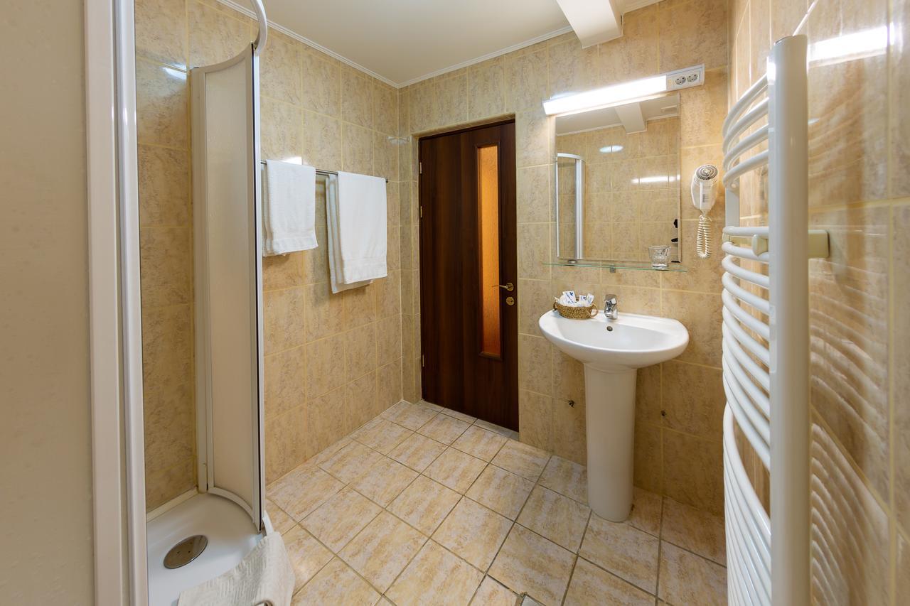 Casa Danielescu Otel Târgu Jiu Dış mekan fotoğraf